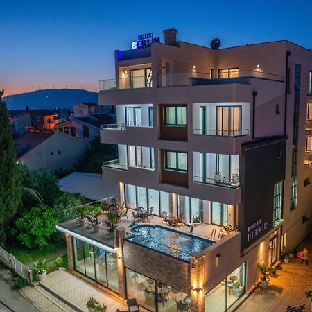 울친 Premium Berlin With Pool B&B 외부 사진