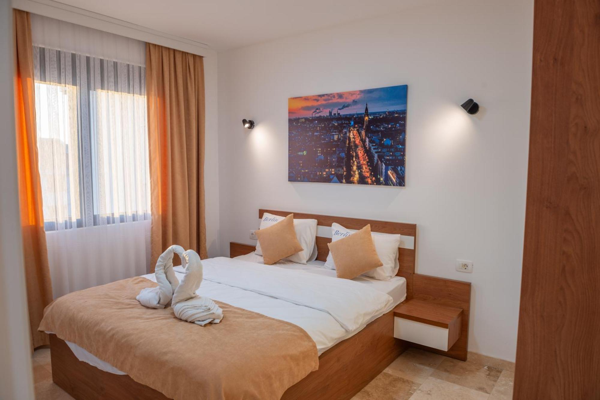 울친 Premium Berlin With Pool B&B 외부 사진