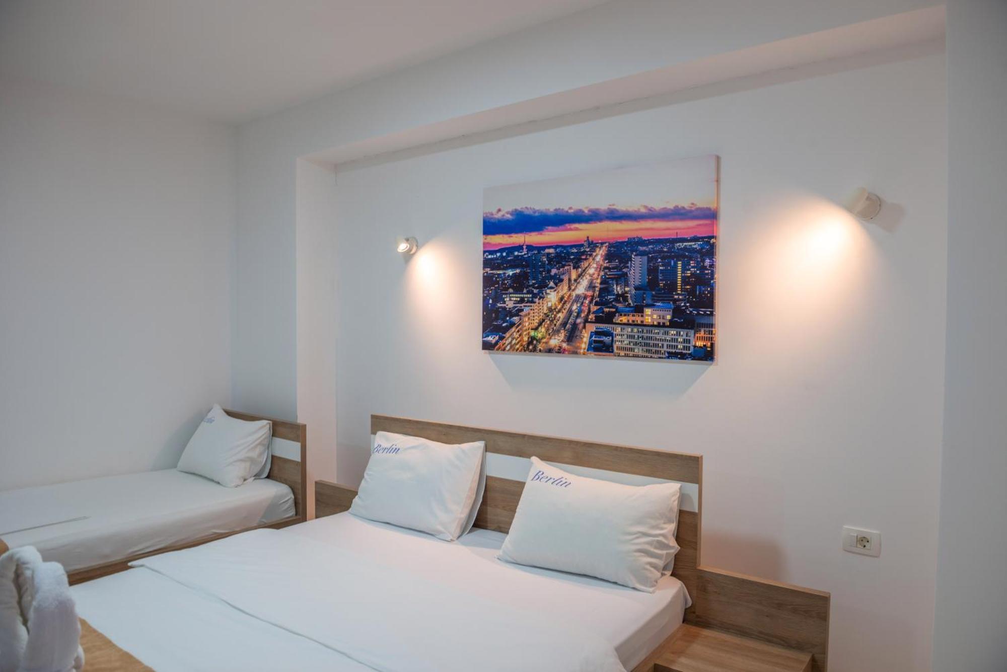 울친 Premium Berlin With Pool B&B 외부 사진